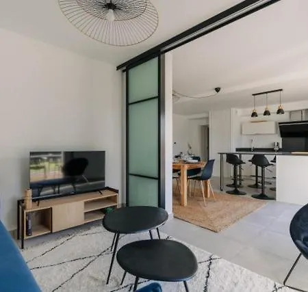 Apartment Avec Jacuzzi Spacieux Et Lumineux Au Coeur De Chiberta *